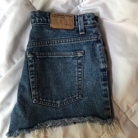 LONDON JEAN High Waisted Jean Shorts - Picture 3 of 8